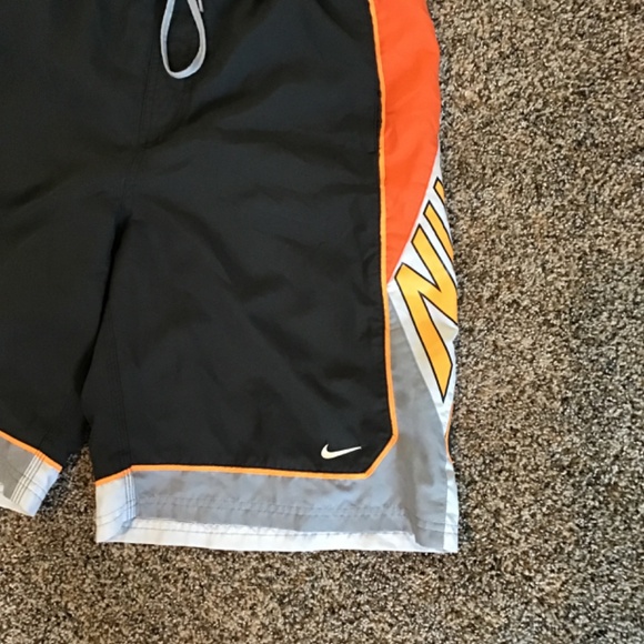 Men’s NIKE swim trunks Sz M - Picture 3 of 7